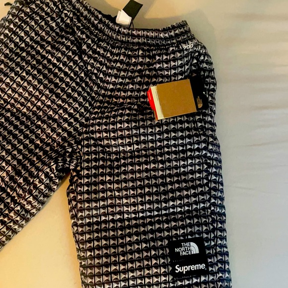 SUPREME x Northface studded nuptse pants BRAND NEW NEVER WORN